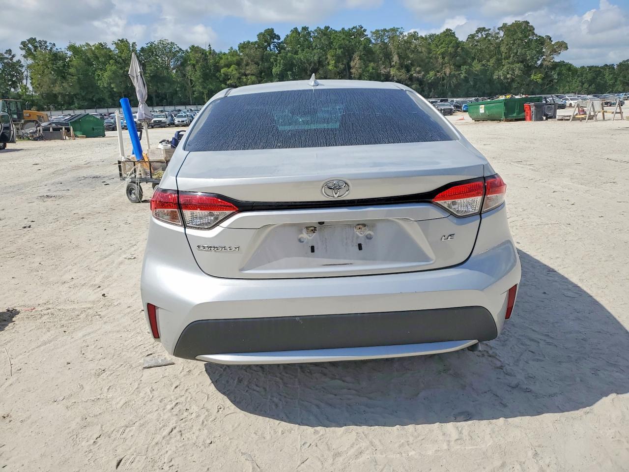 2021 TOYOTA COROLLA LE — Фото 6 из 13