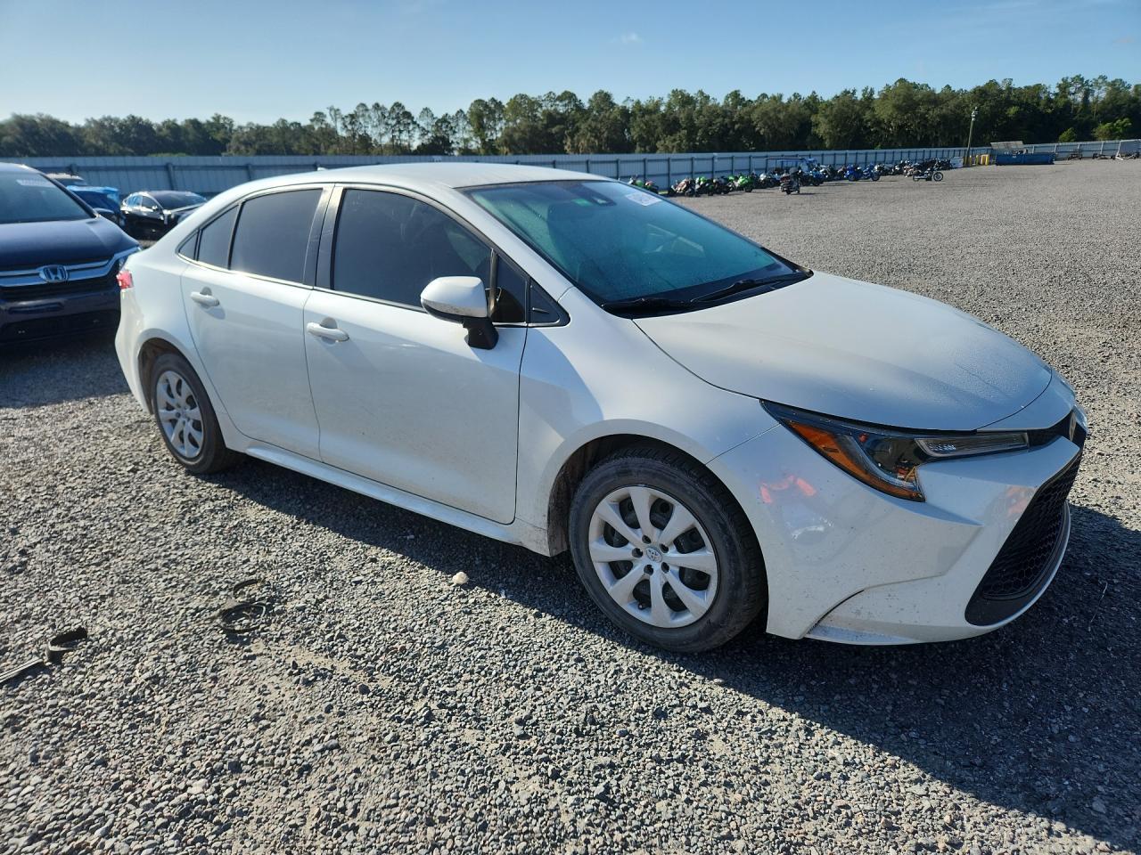 2021 TOYOTA COROLLA LE — Фото 4 из 12