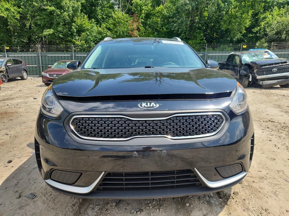 2017 KIA NIRO LX — Фото 5 из 12