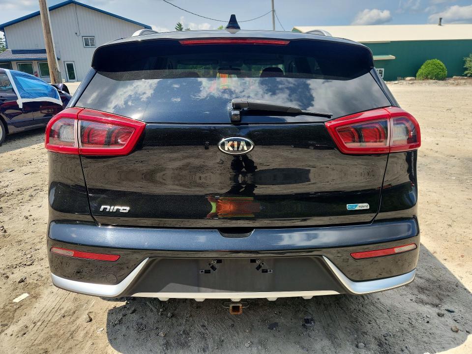 2017 KIA NIRO LX — Фото 6 из 12