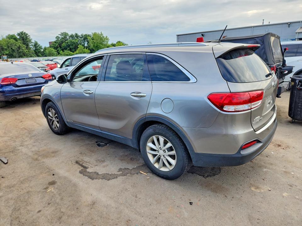 2017 KIA SORENTO LX V6 — Фото 2 из 13