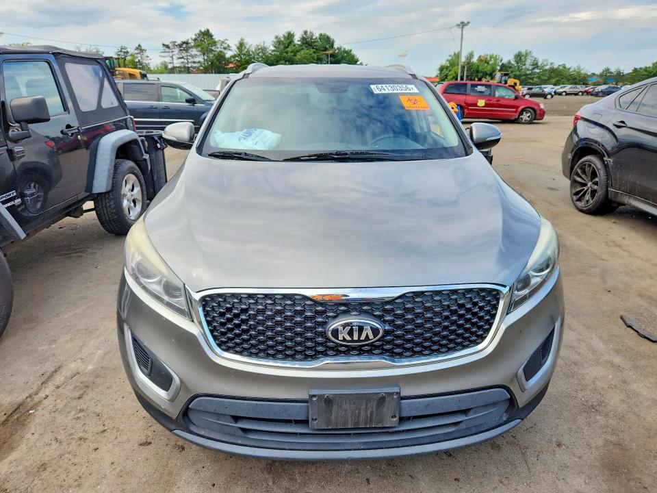 2017 KIA SORENTO LX V6 — Фото 5 из 13
