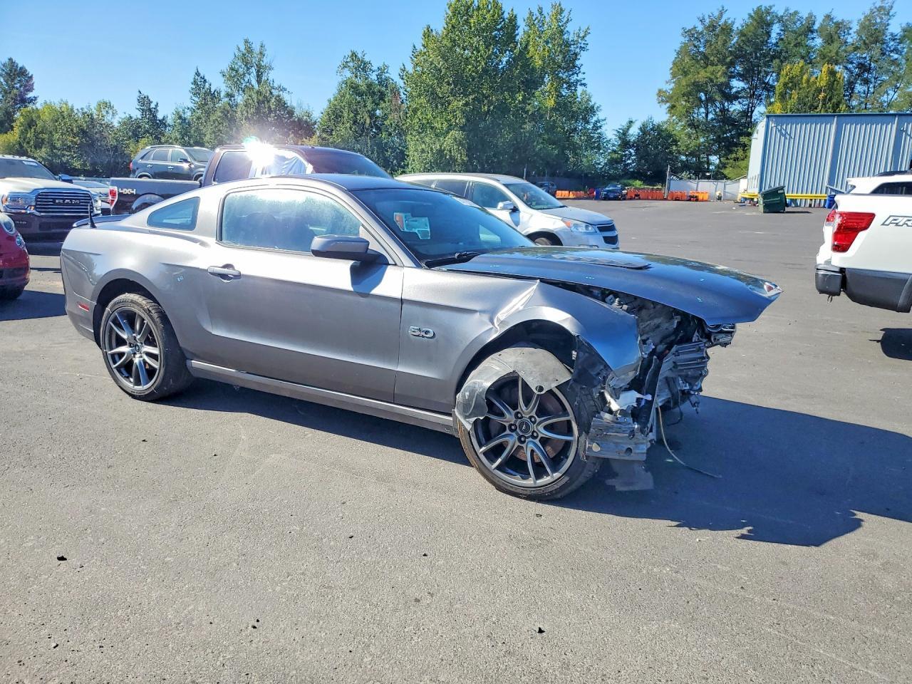 2014 FORD MUSTANG GT — Фото 4 из 12