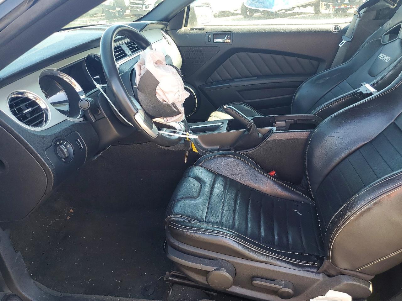 2014 FORD MUSTANG GT — Фото 7 из 12