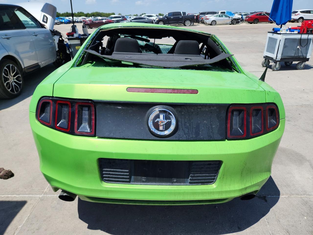2014 FORD MUSTANG — Фото 6 из 12