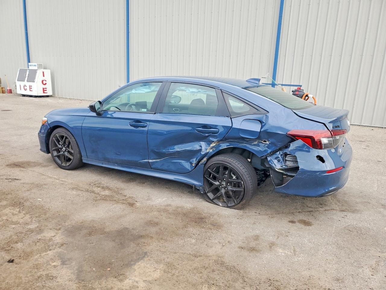 2HGFE2F55TH577134 2026 HONDA CIVIC photo no. 2