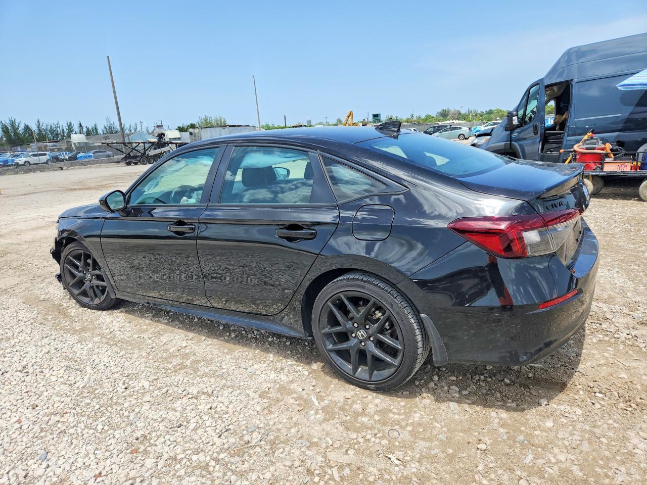 2026 HONDA CIVIC SPORT — Фото 2 из 12
