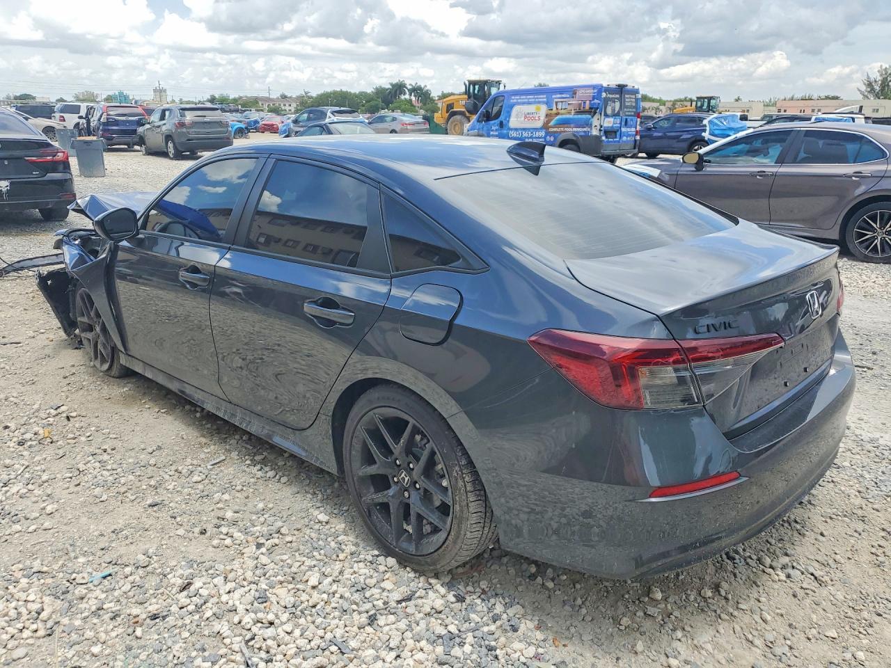 2026 HONDA CIVIC SPORT — Фото 2 из 12