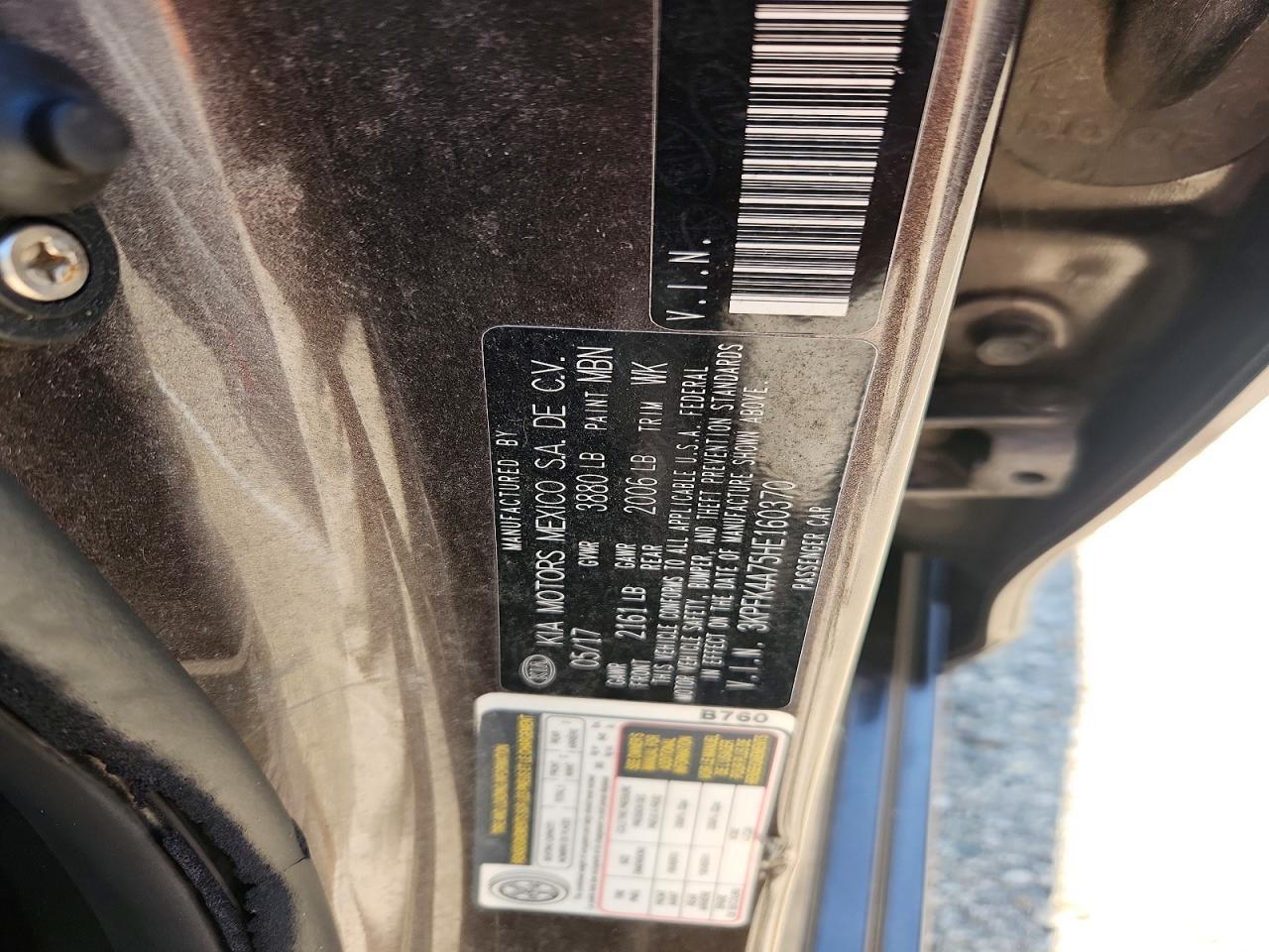 3KPFK4A75HE160370 2017 KIA FORTE photo no. 12