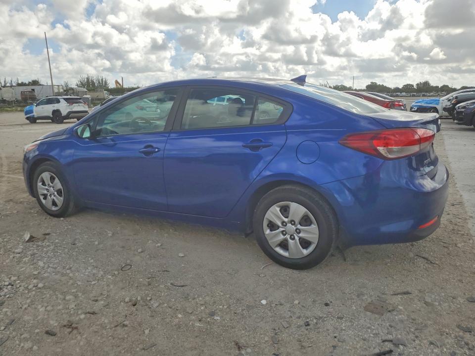 2017 KIA FORTE LX — Фото 2 из 12