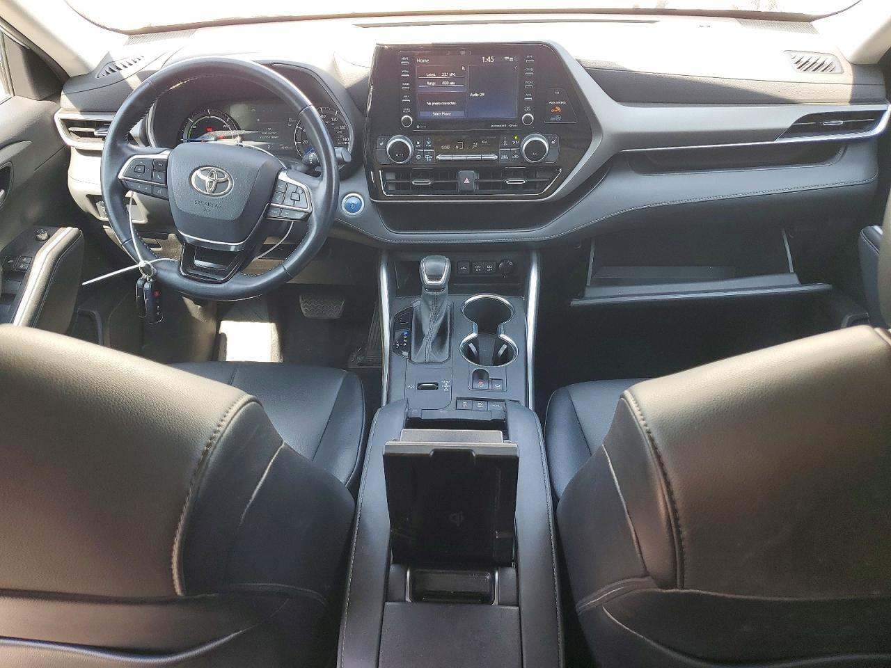 2021 TOYOTA HIGHLANDER HYBRID XLE — Фото 8 из 14