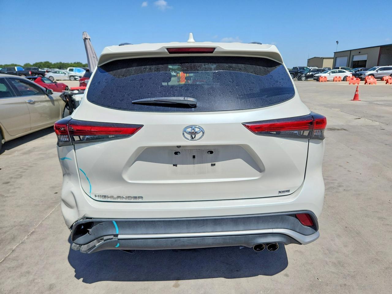 2021 TOYOTA HIGHLANDER XSE — Фото 6 из 13
