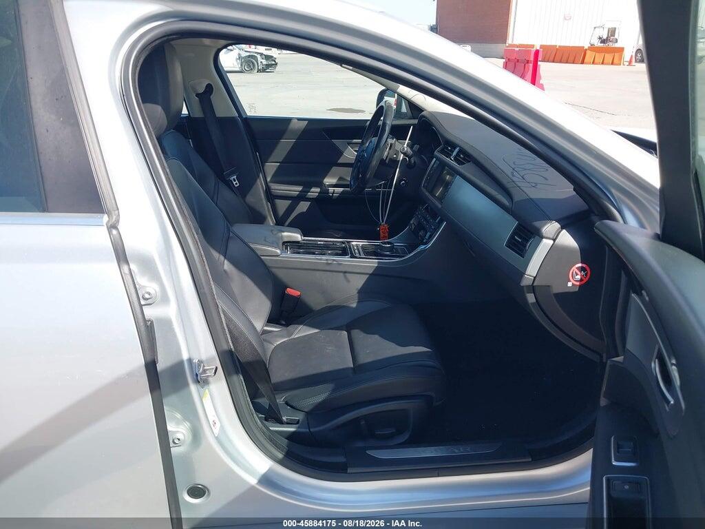 SAJBD4BV2HCY34778 2017 JAGUAR XF photo no. 5