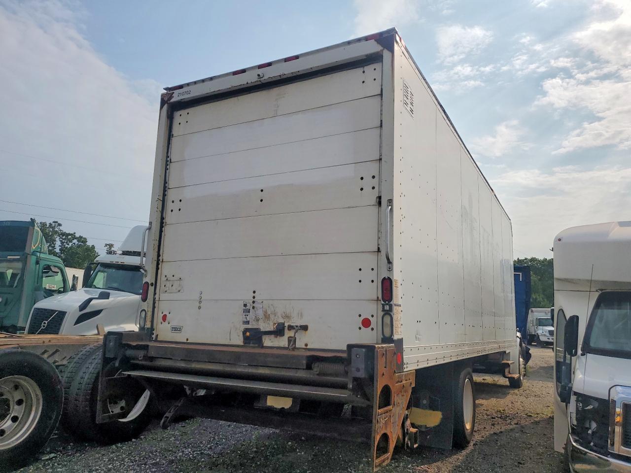 2014 FREIGHTLINER BUSINESS CLASS M2 BOX TRUCK — Фото 3 из 13
