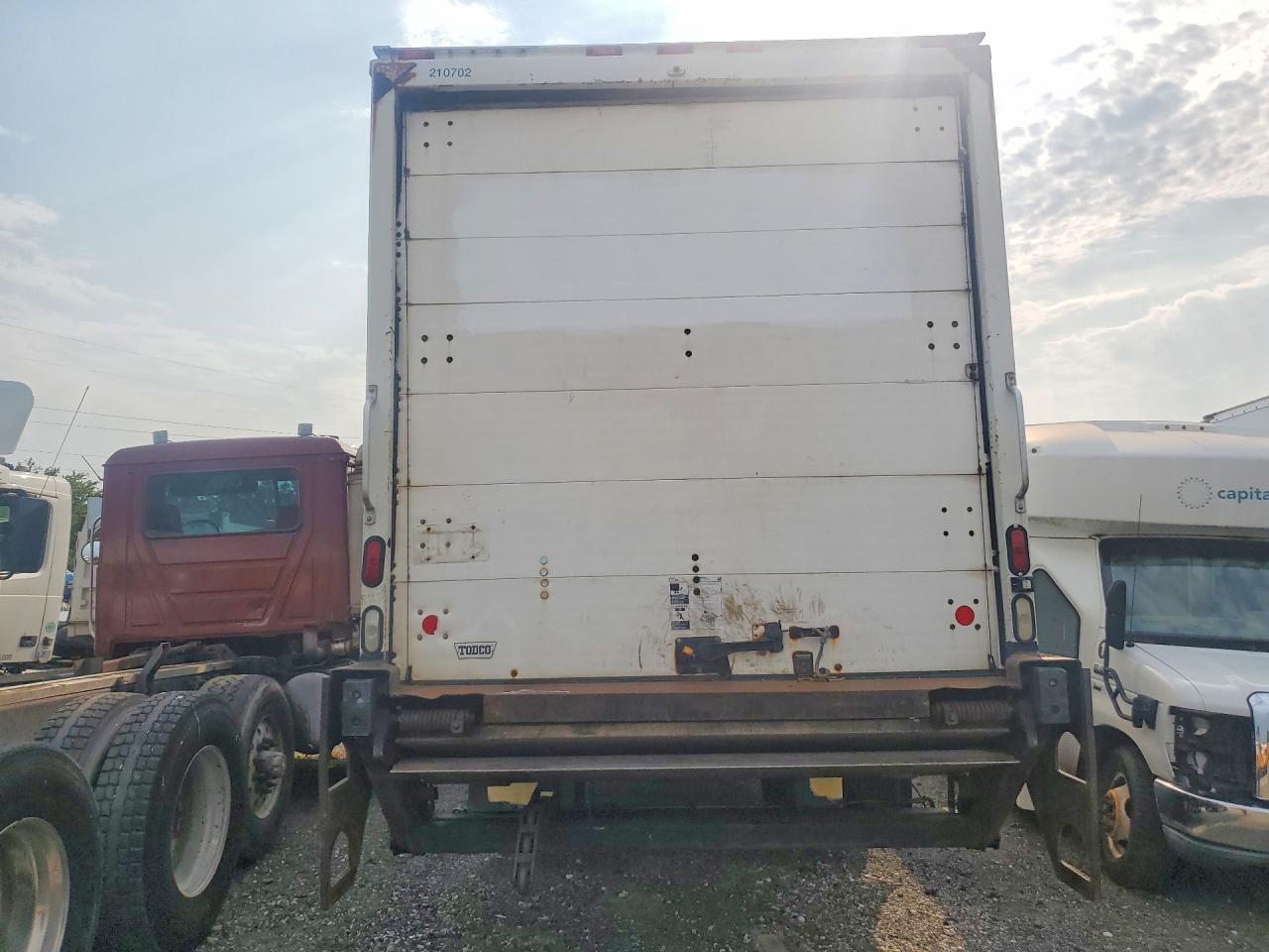 2014 FREIGHTLINER BUSINESS CLASS M2 BOX TRUCK — Фото 6 из 13