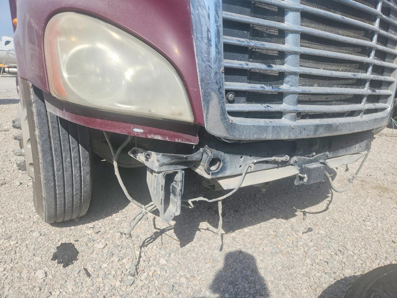 2014 FREIGHTLINER CASCADIA 1 - SEMI TRUCK — Фото 14 из 14
