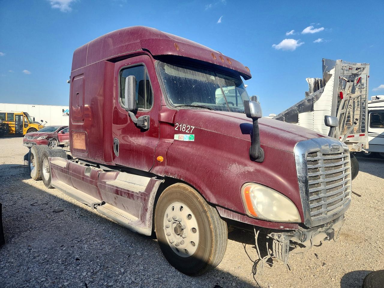 2014 FREIGHTLINER CASCADIA 1 - SEMI TRUCK — Фото 4 из 14