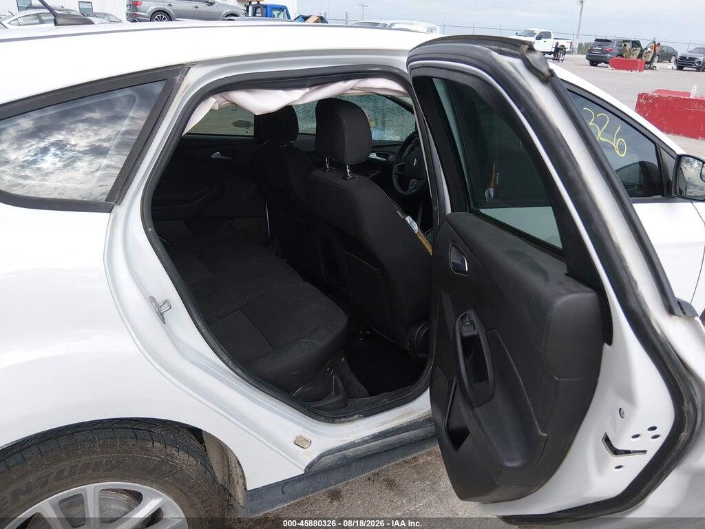 1FADP3K22HL217224 2017 FORD FOCUS photo no. 8