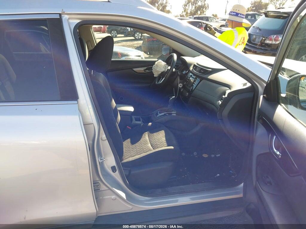 5N1AT2MN0HC740795 2017 NISSAN ROGUE photo no. 5