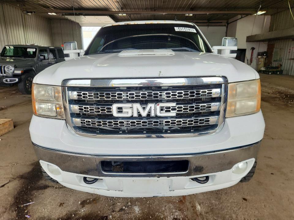 2014 GMC SIERRA K2500 SLE — Фото 5 из 12