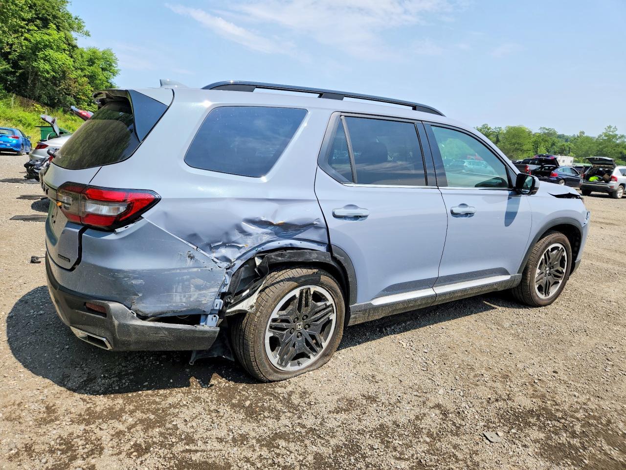 2026 HONDA PILOT TOURING — Фото 3 из 13