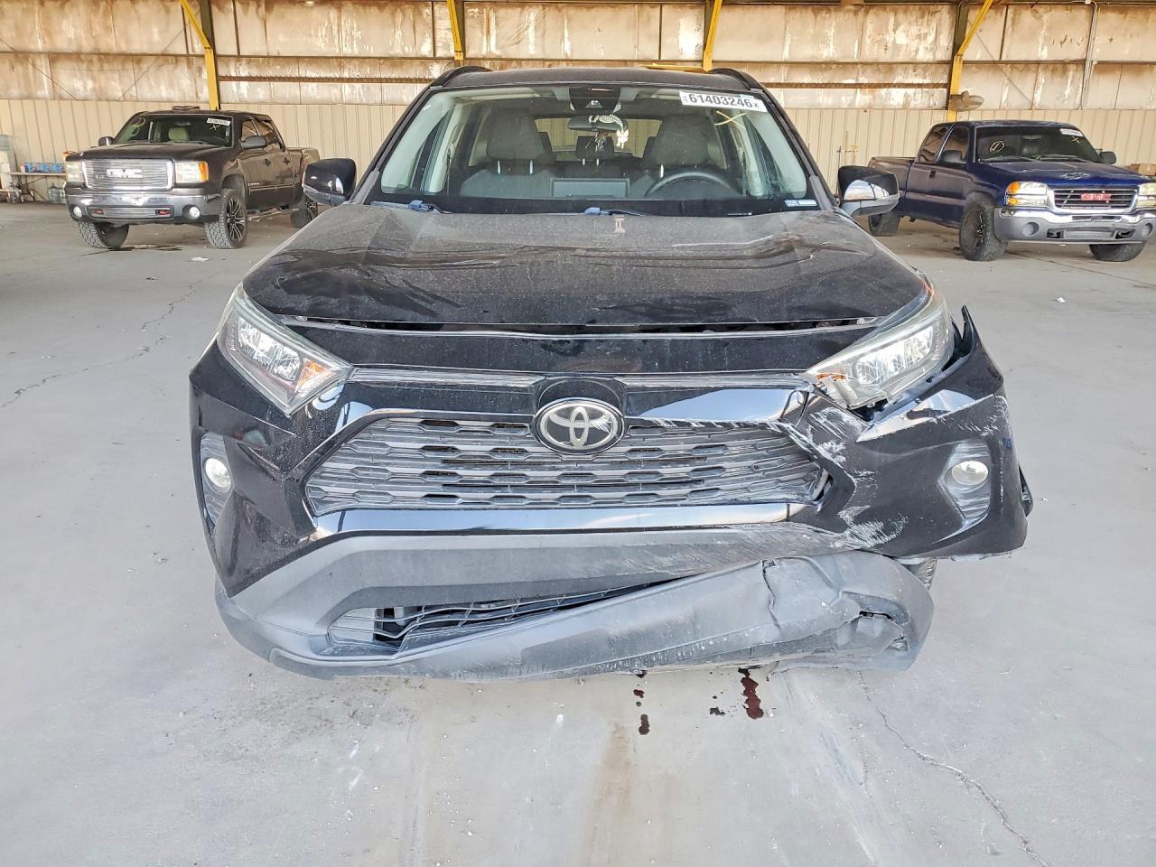 2021 TOYOTA RAV4 XLE — Фото 5 из 13