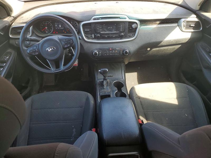 5XYPG4A52HG311933 2017 KIA SORENTO photo no. 8
