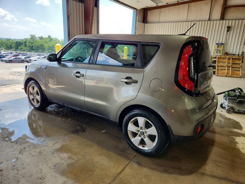 2017 KIA SOUL BASE — Фото 2 из 12