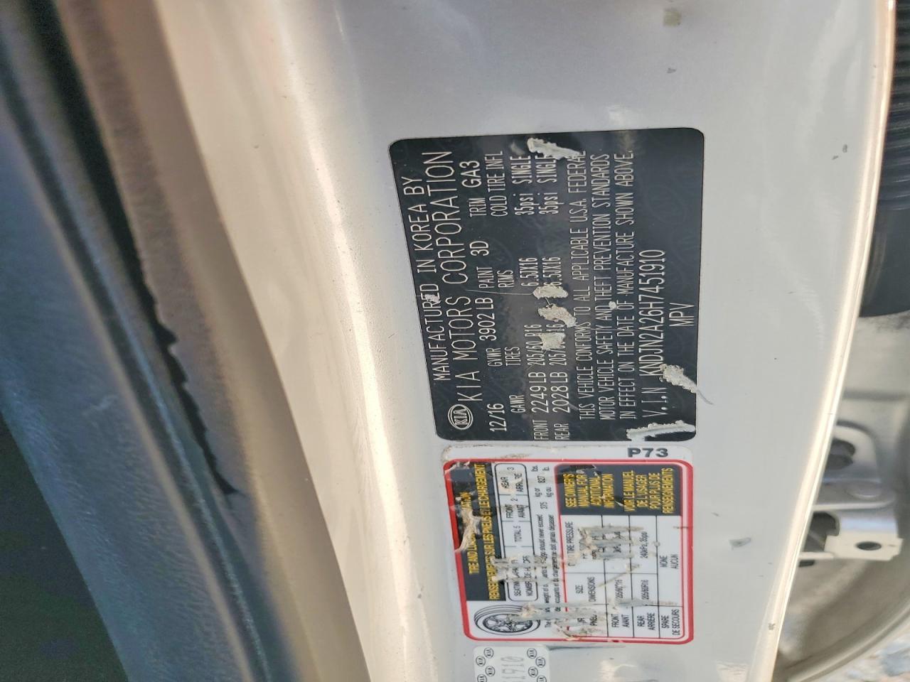 KNDJN2A26H7451910 2017 KIA SOUL photo no. 12