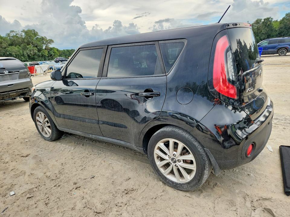 2017 KIA SOUL + — Фото 2 из 13
