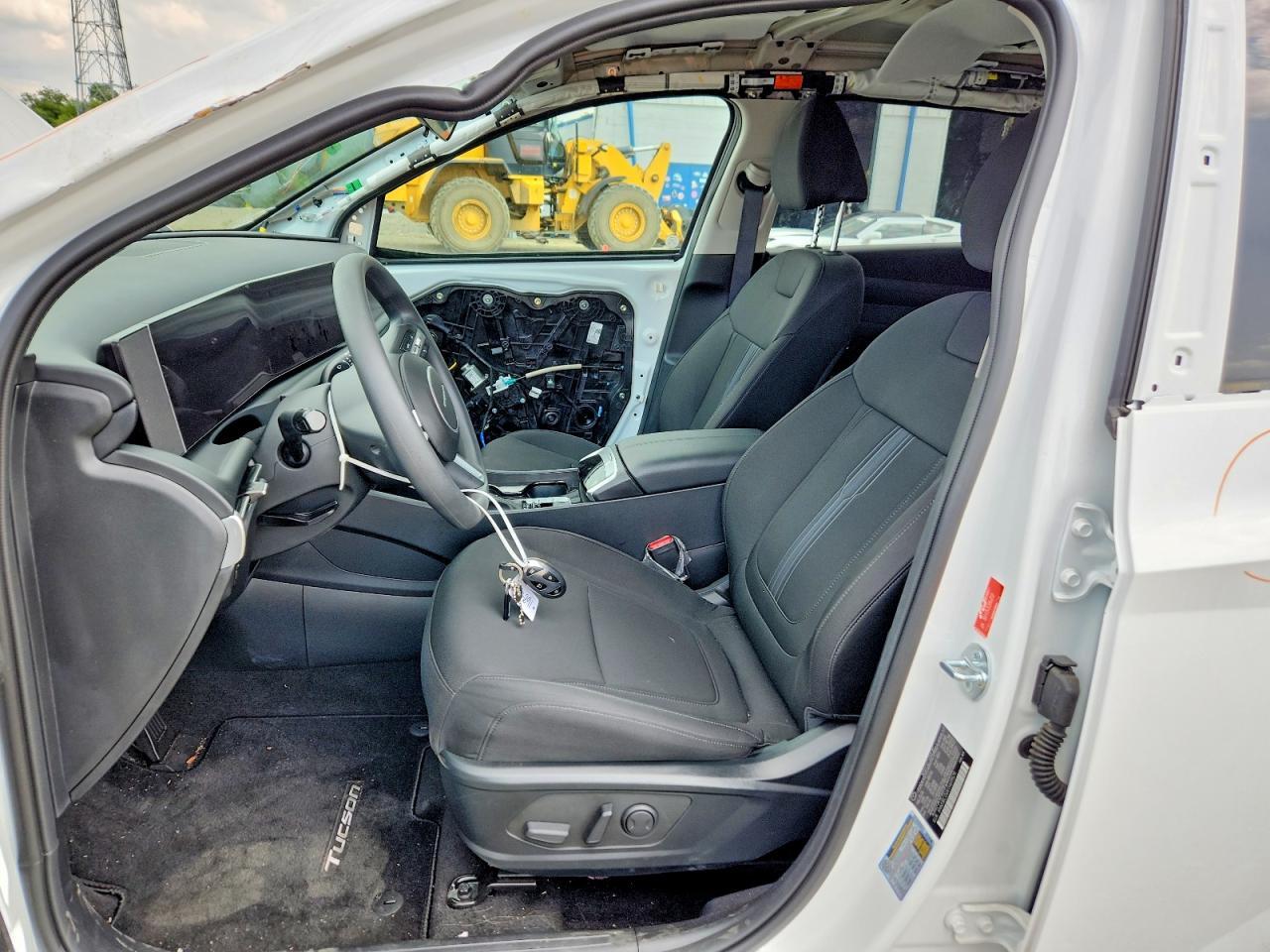 2026 HYUNDAI TUCSON SEL — Фото 7 из 13