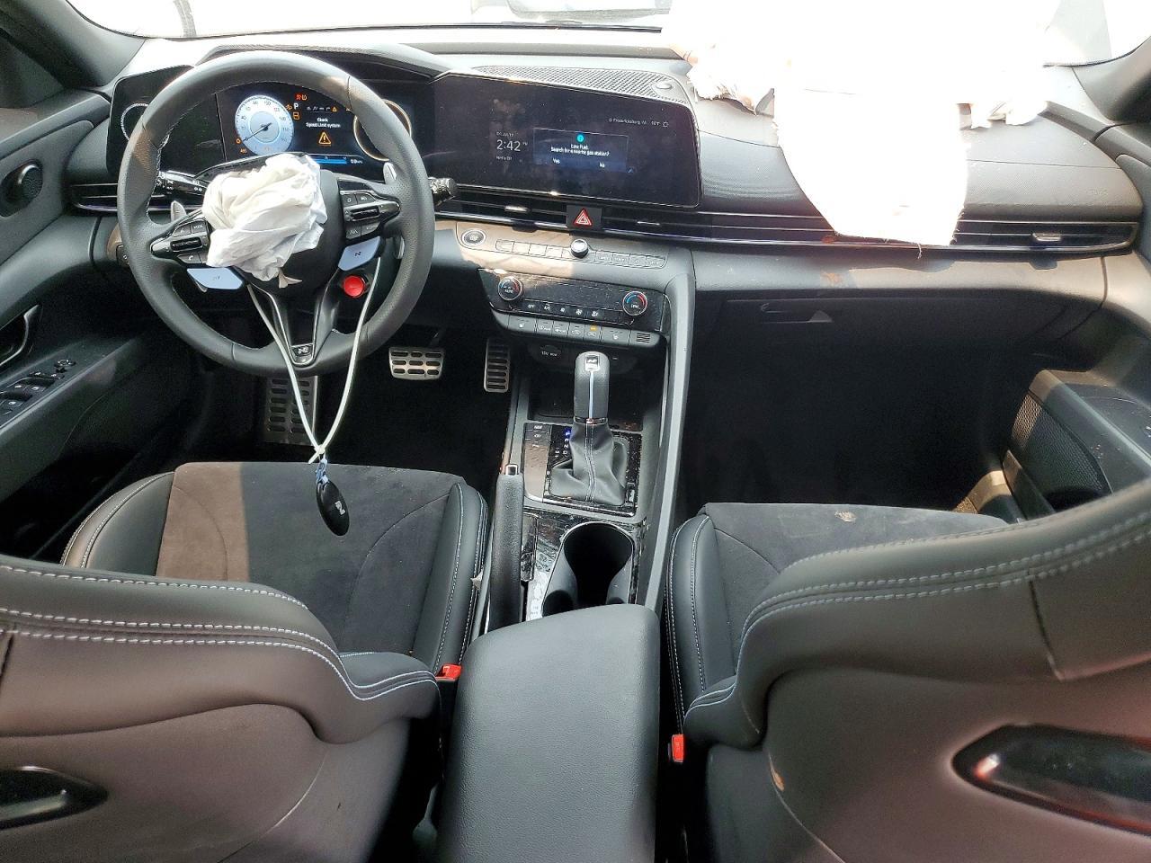 2026 HYUNDAI ELANTRA N BASE — Фото 8 из 12