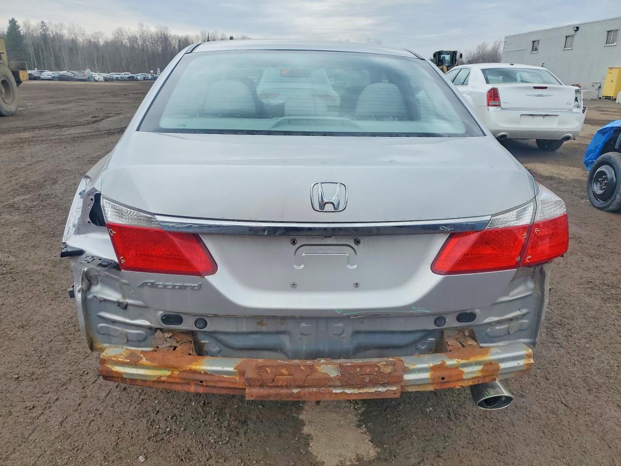 2014 HONDA ACCORD LX — Фото 6 из 12