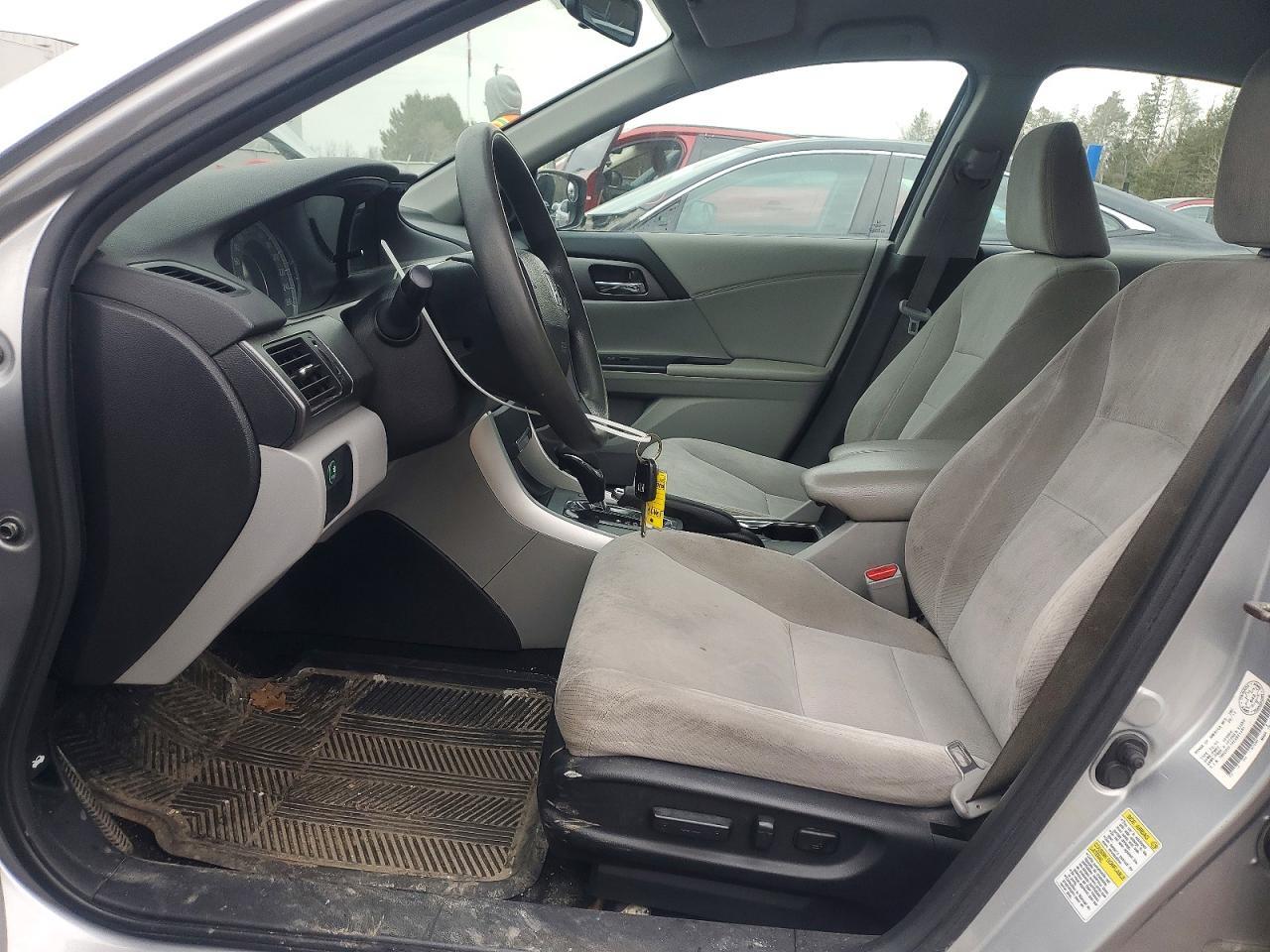 2014 HONDA ACCORD LX — Фото 7 из 12
