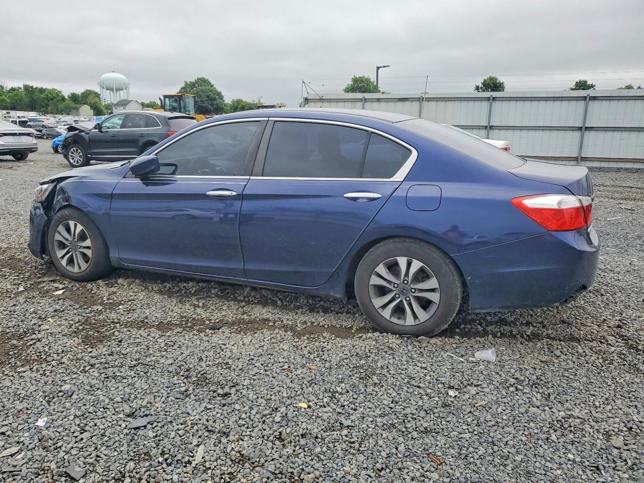 2014 HONDA ACCORD LX — Фото 2 из 12