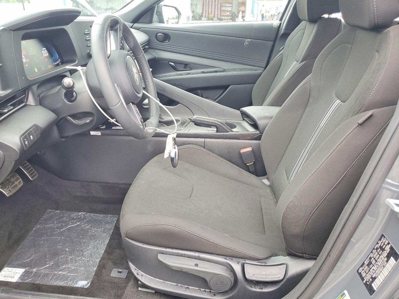 2026 HYUNDAI ELANTRA SEL SPORT — Фото 7 из 12
