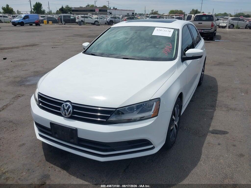 3VWDB7AJ7HM277035 2017 VOLKSWAGEN JETTA photo no. 2
