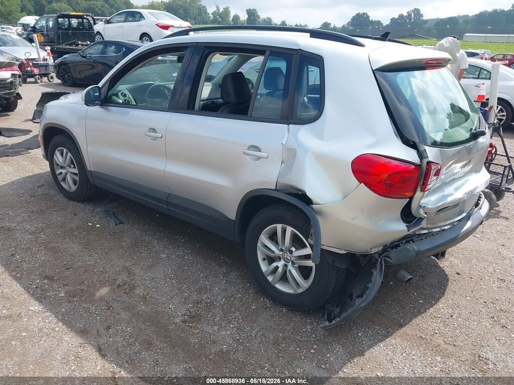 WVGAV7AX0HK027267 2017 VOLKSWAGEN TIGUAN photo no. 3