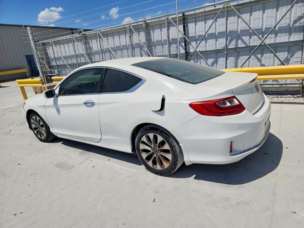 1HGCT1B32EA009495 2014 HONDA ACCORD photo no. 2