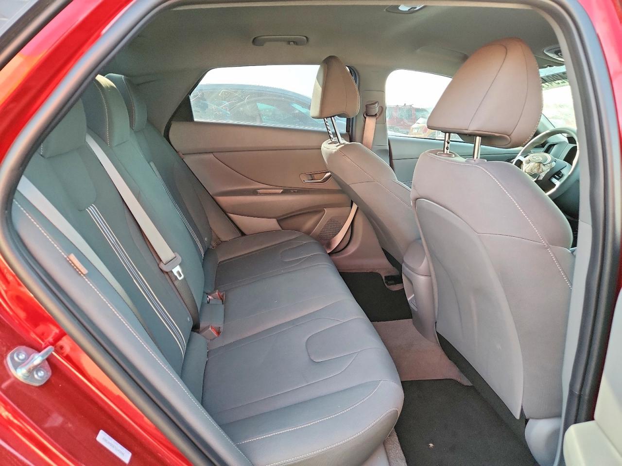 2026 HYUNDAI ELANTRA SEL SPORT — Фото 10 из 13