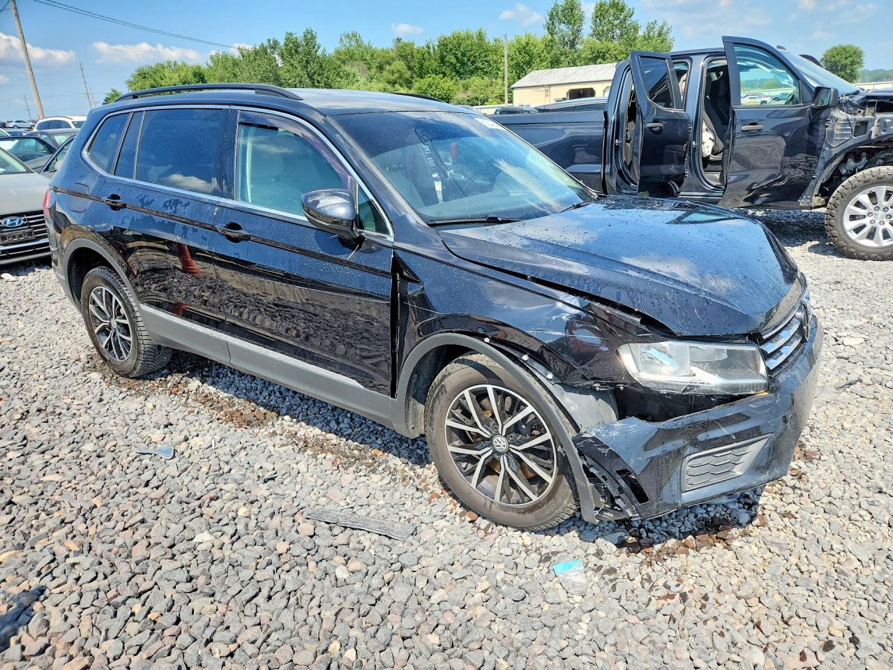3VV3B7AX4MM125129 2021 VOLKSWAGEN TIGUAN photo no. 4