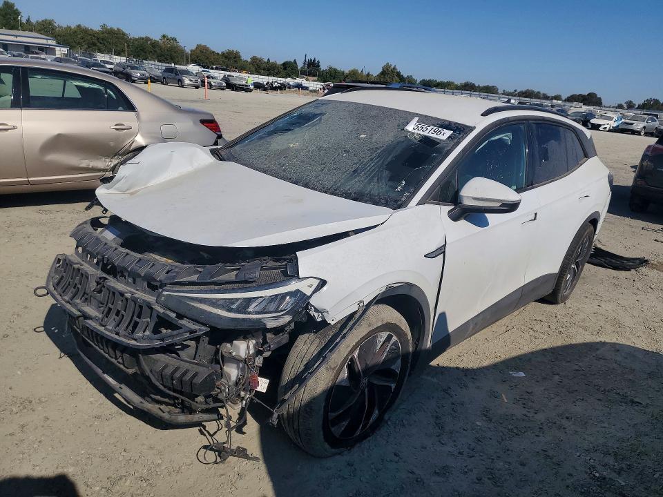 2021 VOLKSWAGEN ID.4 WVGRMPE2XMP027195