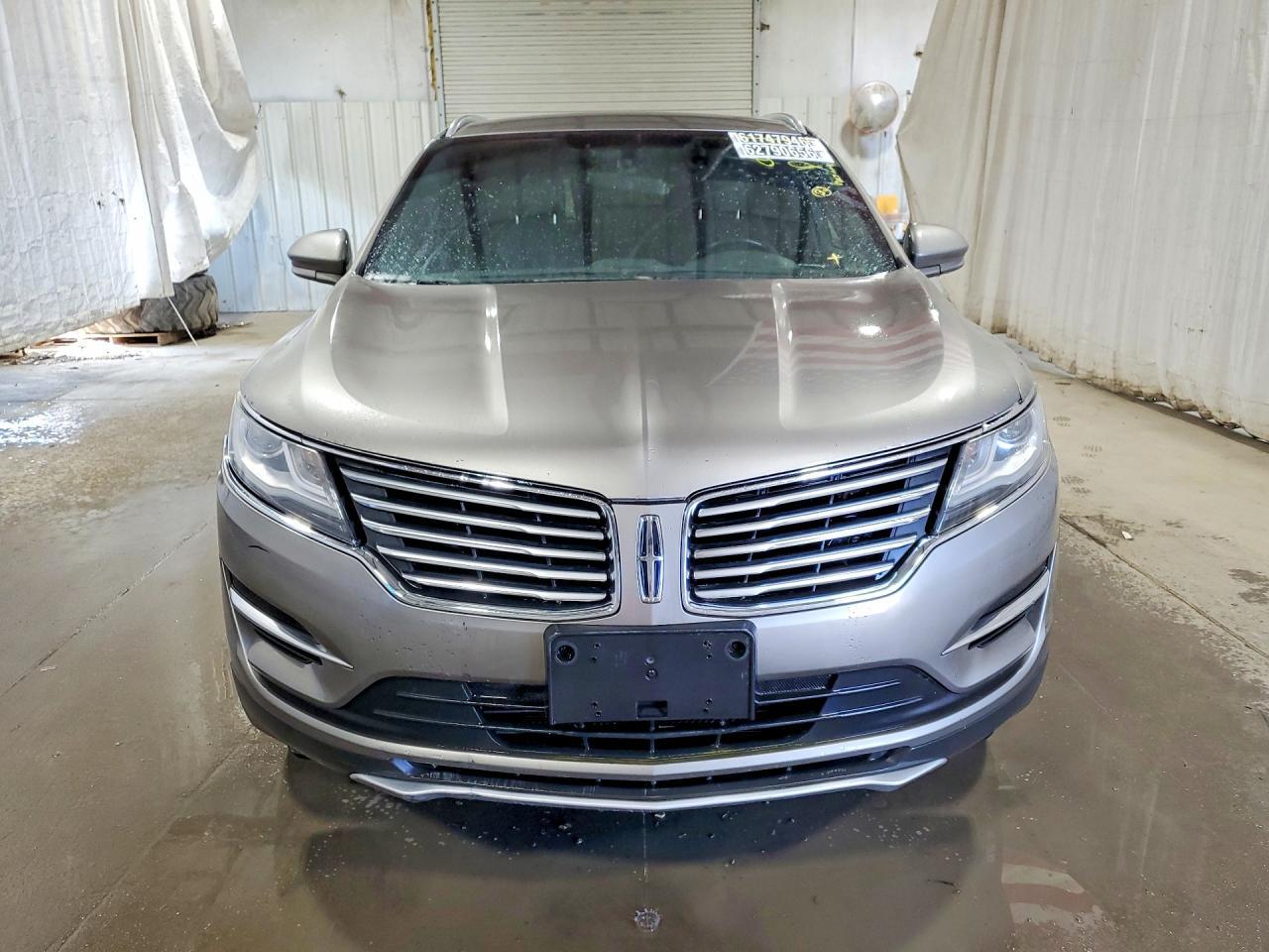 2017 LINCOLN MKC PREMIERE — Фото 5 из 13
