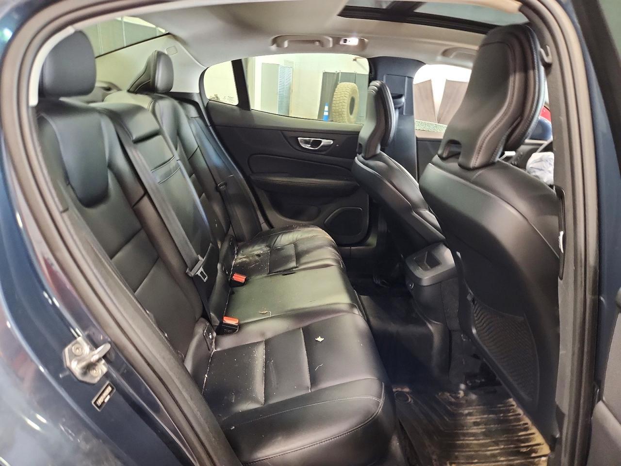2021 VOLVO S60 T5 MOMENTUM — Фото 10 из 13