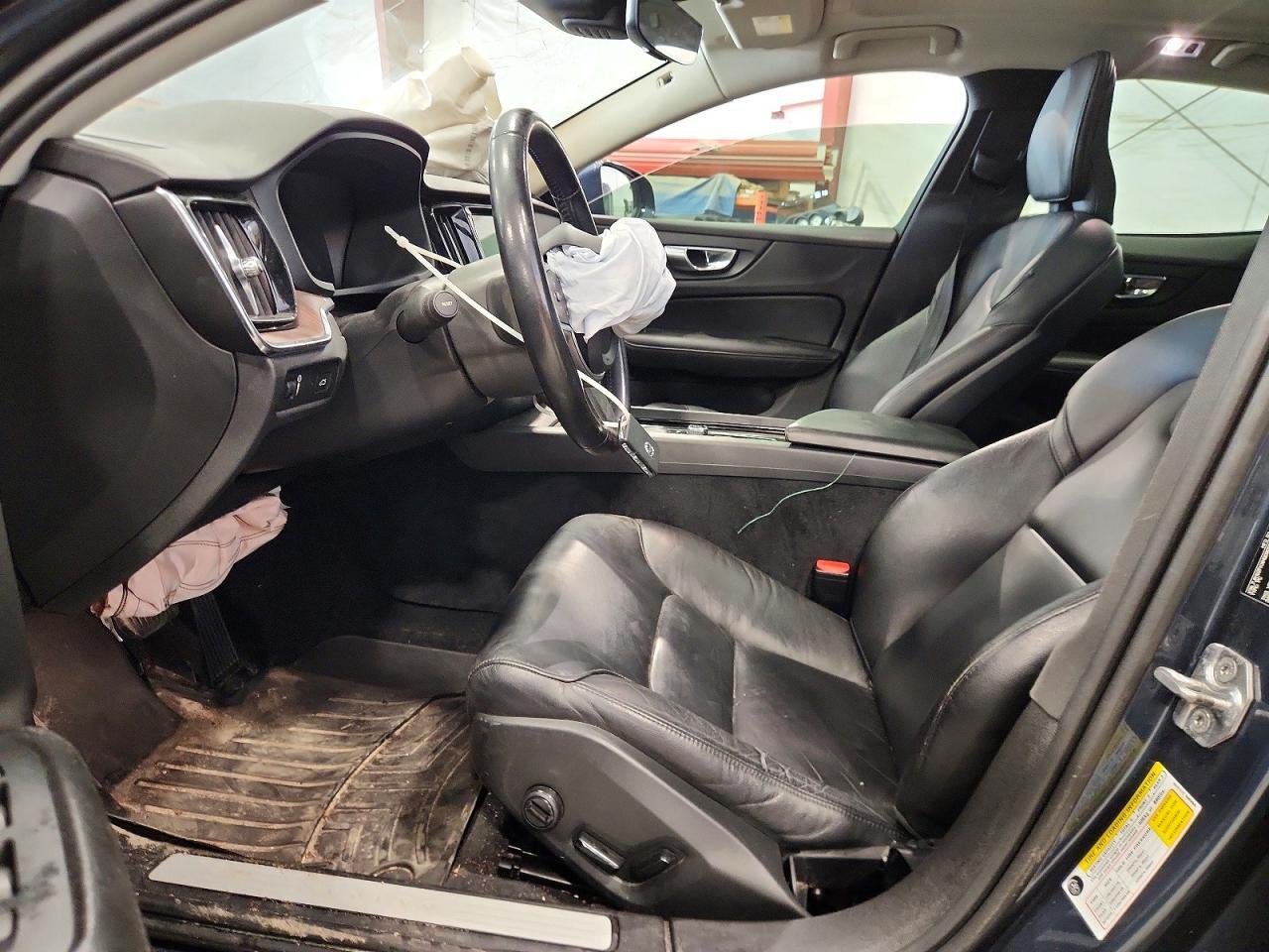 2021 VOLVO S60 T5 MOMENTUM — Фото 7 из 13