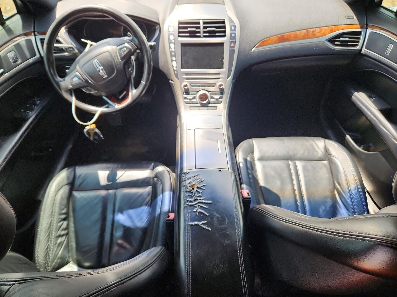 2017 LINCOLN MKZ SELECT — Фото 8 из 12