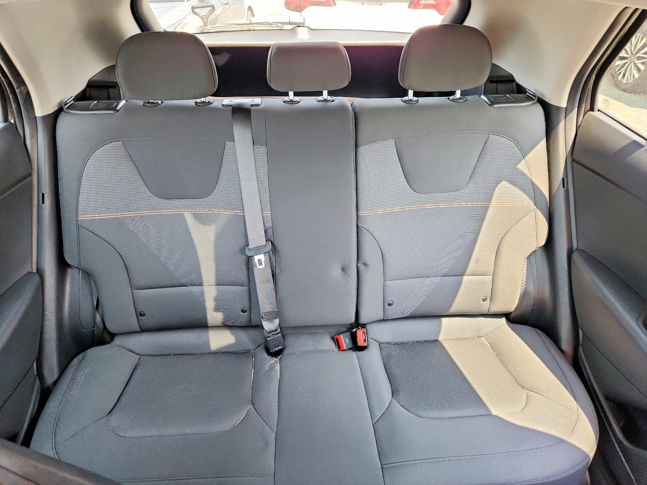 2026 KIA NIRO LX — Фото 10 из 14