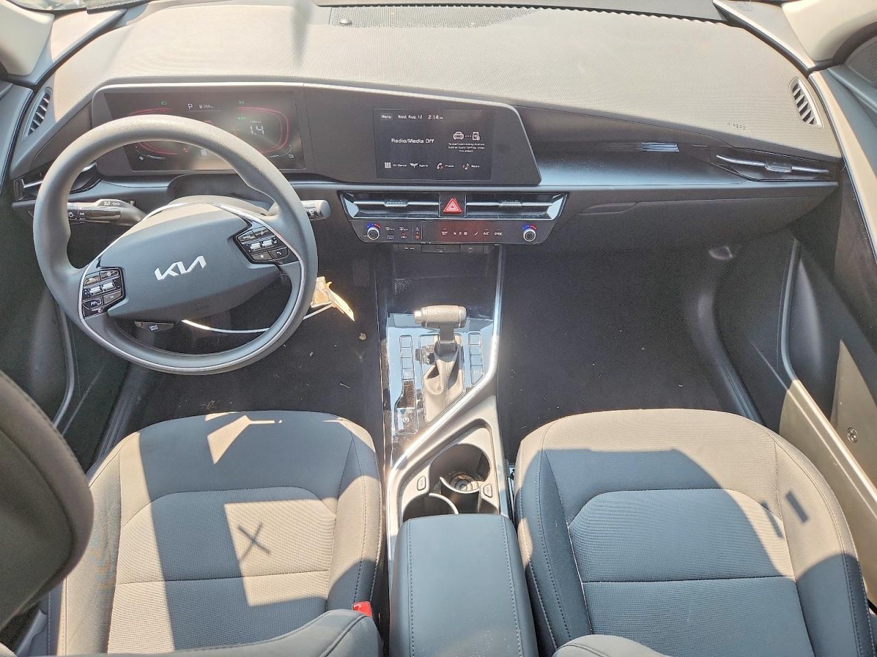 2026 KIA NIRO LX — Фото 8 из 14