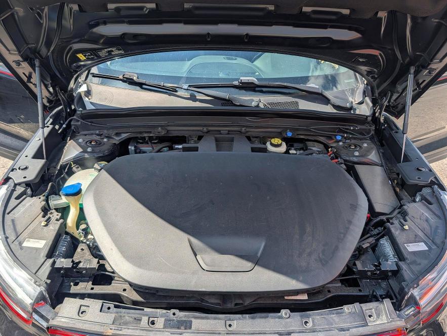 2021 VOLVO XC40 RECHARGE — Фото 12 из 16