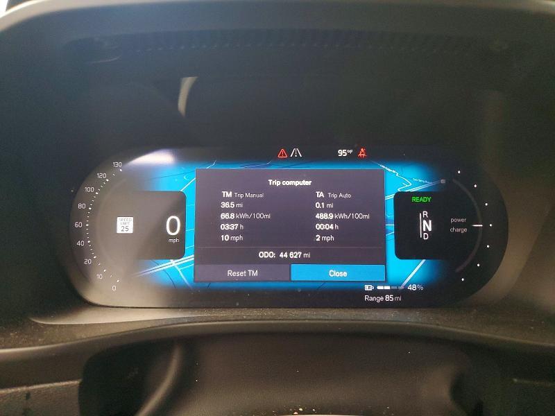 2021 VOLVO XC40 RECHARGE — Фото 9 из 16